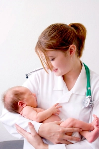 زردی نوزادان و مهم ترین علائم نگران کننده در زردی