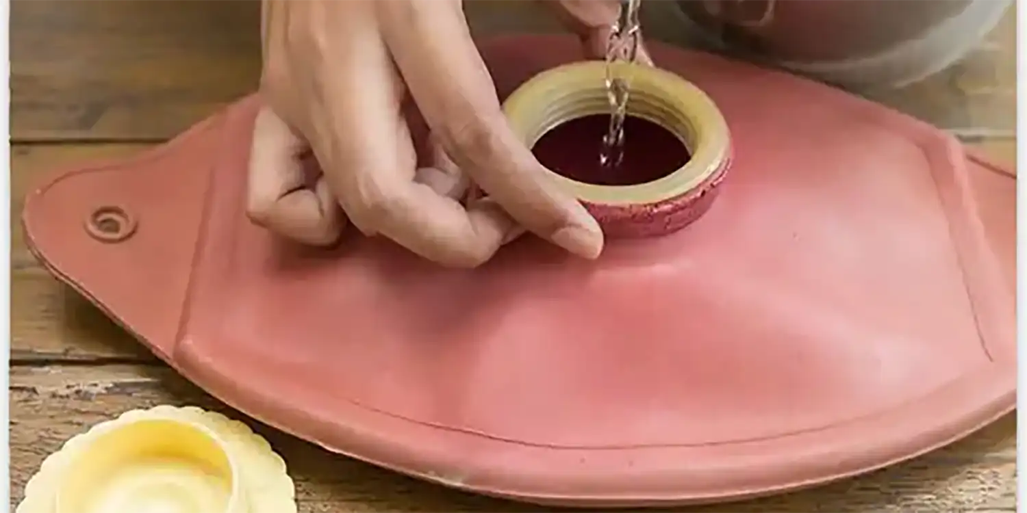 مایع داخل کیسه آب گرم برقی چیست